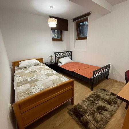 Mossapartments Букурещ Екстериор снимка