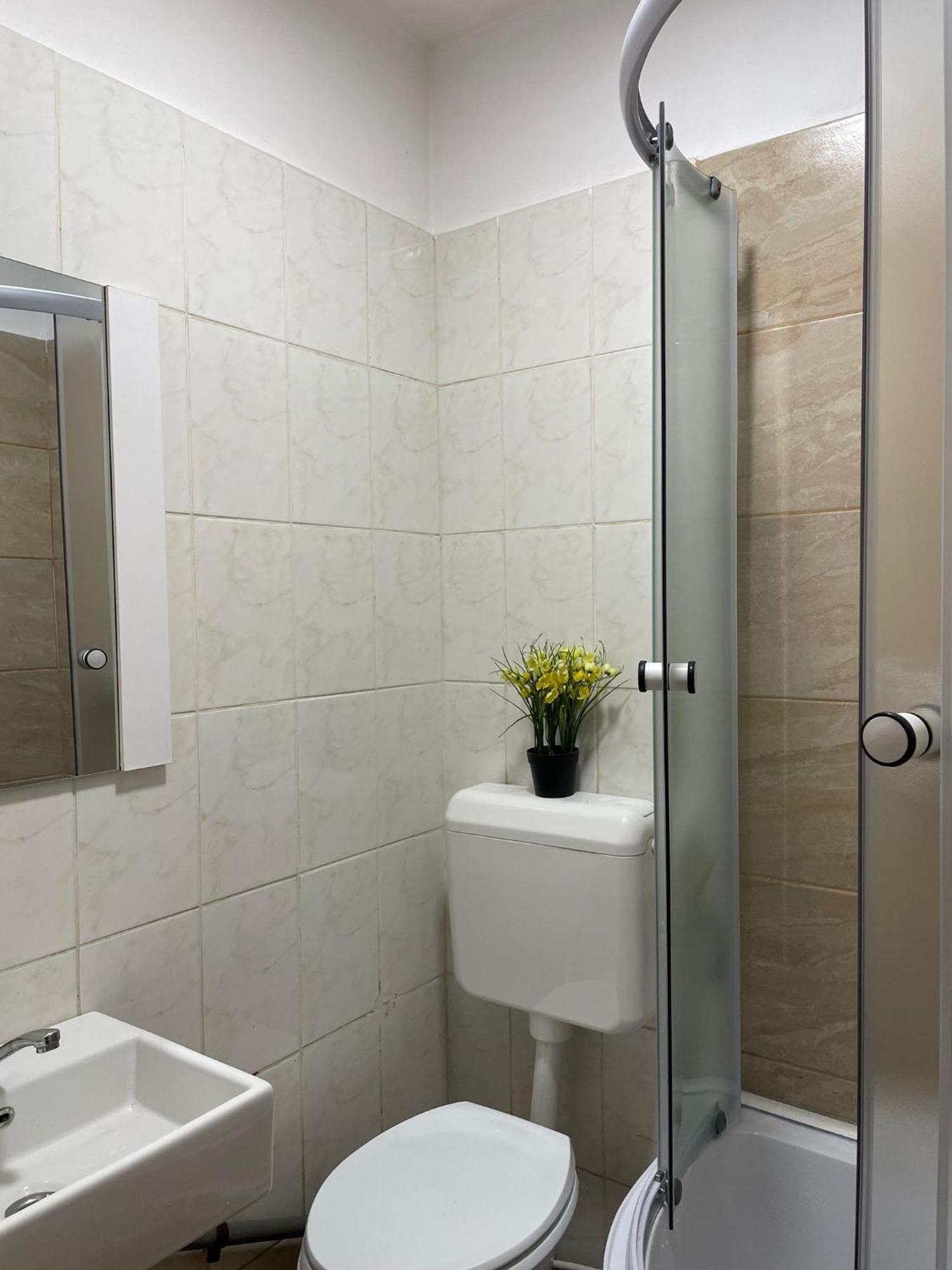 Mossapartments Букурещ Екстериор снимка
